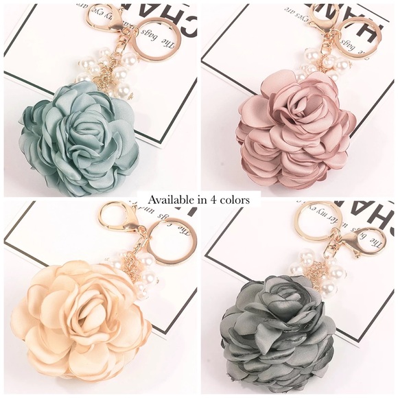 Pink Camellia Rose Keychain with Pearls - Picture 7 of 9